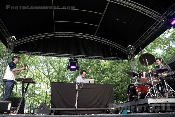 SZUN WAVES - 2019-06-08 - PARIS - Parc de la Villette - Scene Prairie du Cercle Nord - 